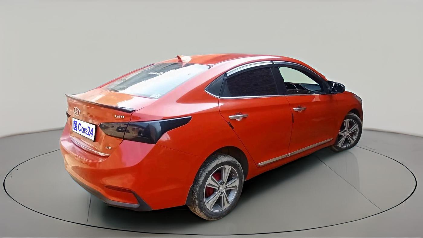 2018 Hyundai Verna 1.6 SX (O) CRDI MT, Diesel, Manual, 95,434 km, exterior