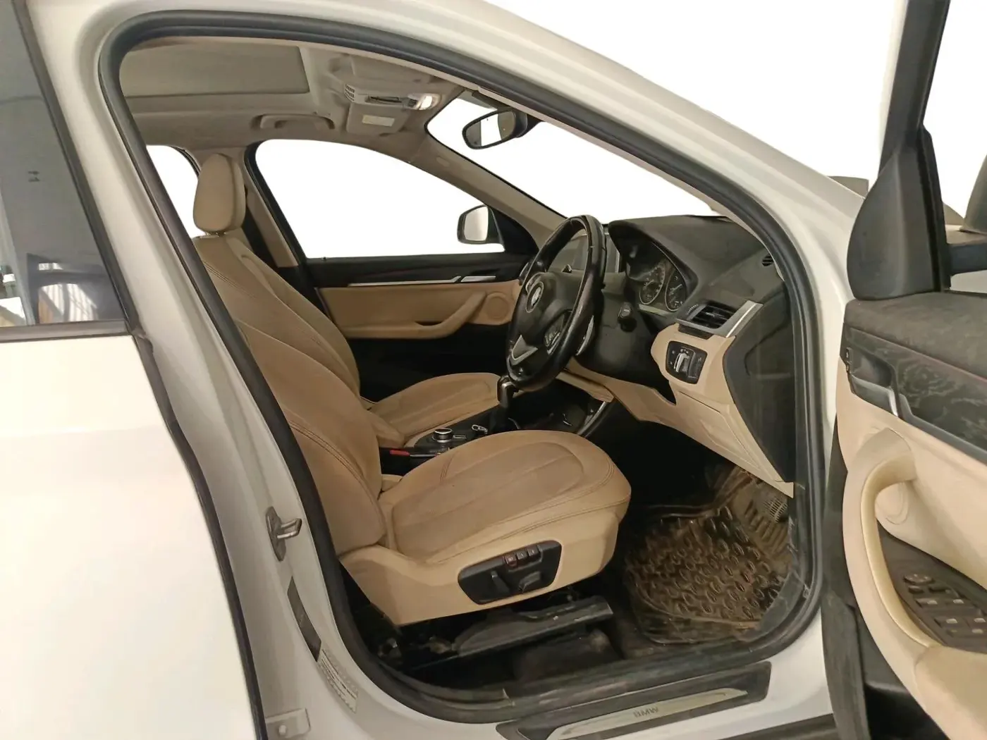 2018 BMW X1 sDrive 20d x Line, Diesel, Automatic, 78,454 km, interior