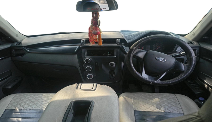 2018 Mahindra Kuv100 K2 TRIP CNG, CNG, Manual, 1,22,141 km, interior