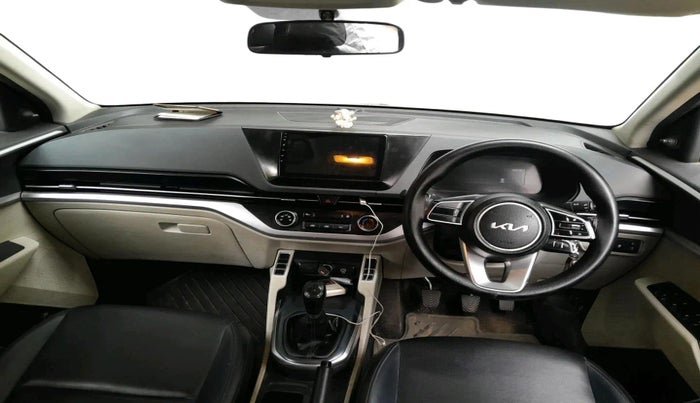 2023 KIA CARENS PREMIUM 1.5 DIESEL 7 STR, Diesel, Manual, 1,06,019 km, interior