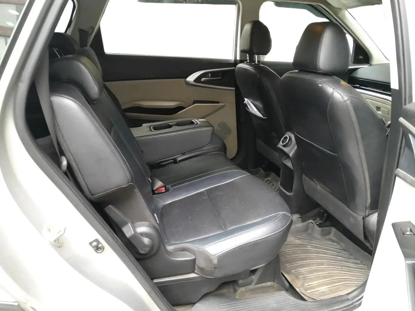 2023 KIA CARENS PREMIUM 1.5 DIESEL 7 STR, Diesel, Manual, 1,06,019 km, interior