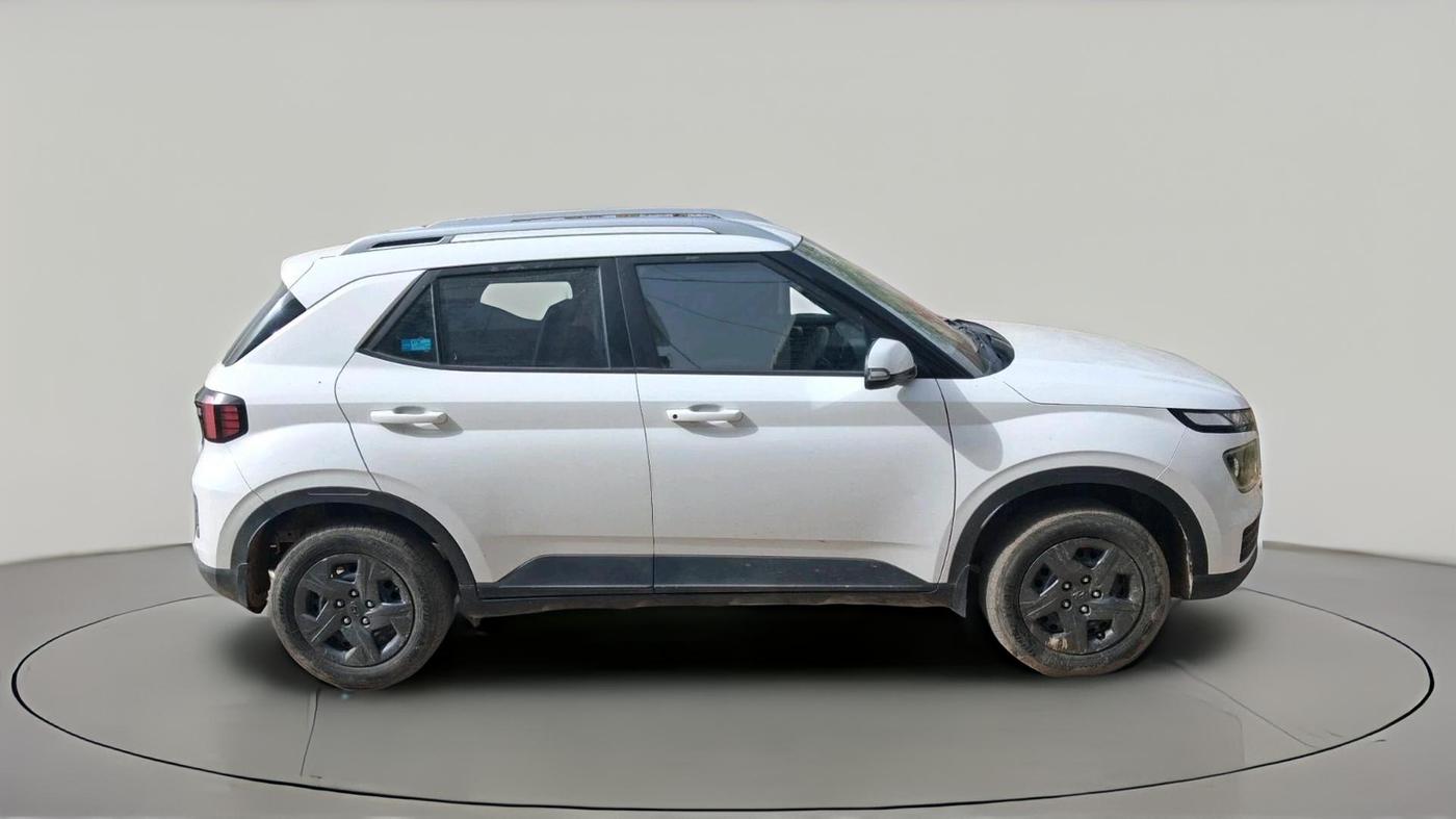 2023 Hyundai VENUE S(O) 1.2, Petrol, Manual, 53,963 km, exterior