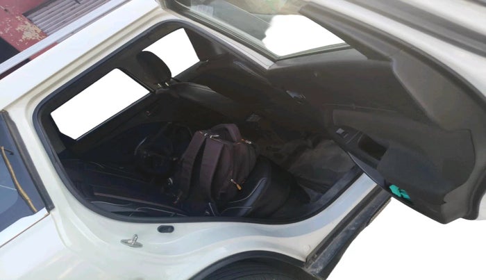 2023 Maruti BREZZA VXI, Petrol, Manual, 14,396 km, interior