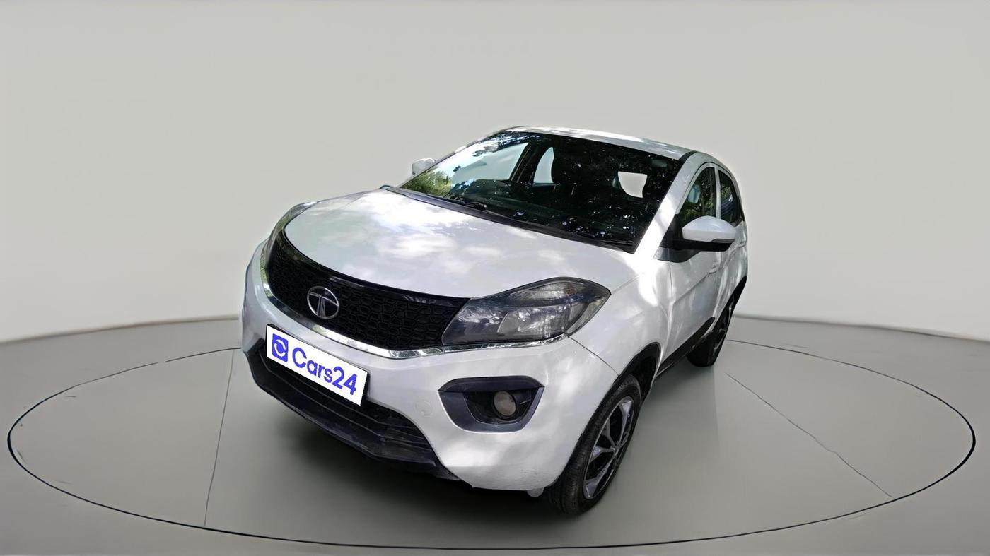 2018 Tata NEXON XM PETROL, Petrol, Manual, 70,195 km, exterior