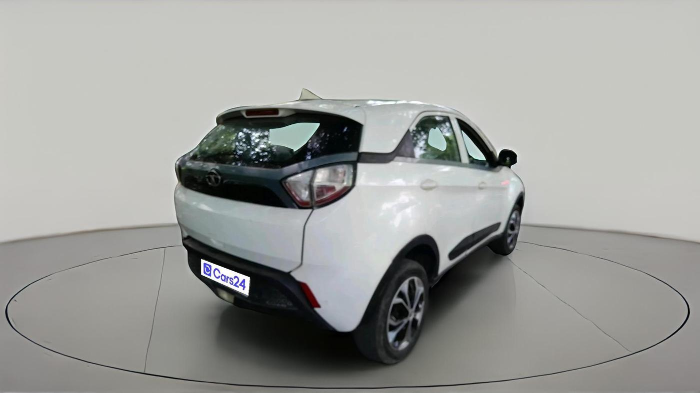 2018 Tata NEXON XM PETROL, Petrol, Manual, 70,195 km, exterior