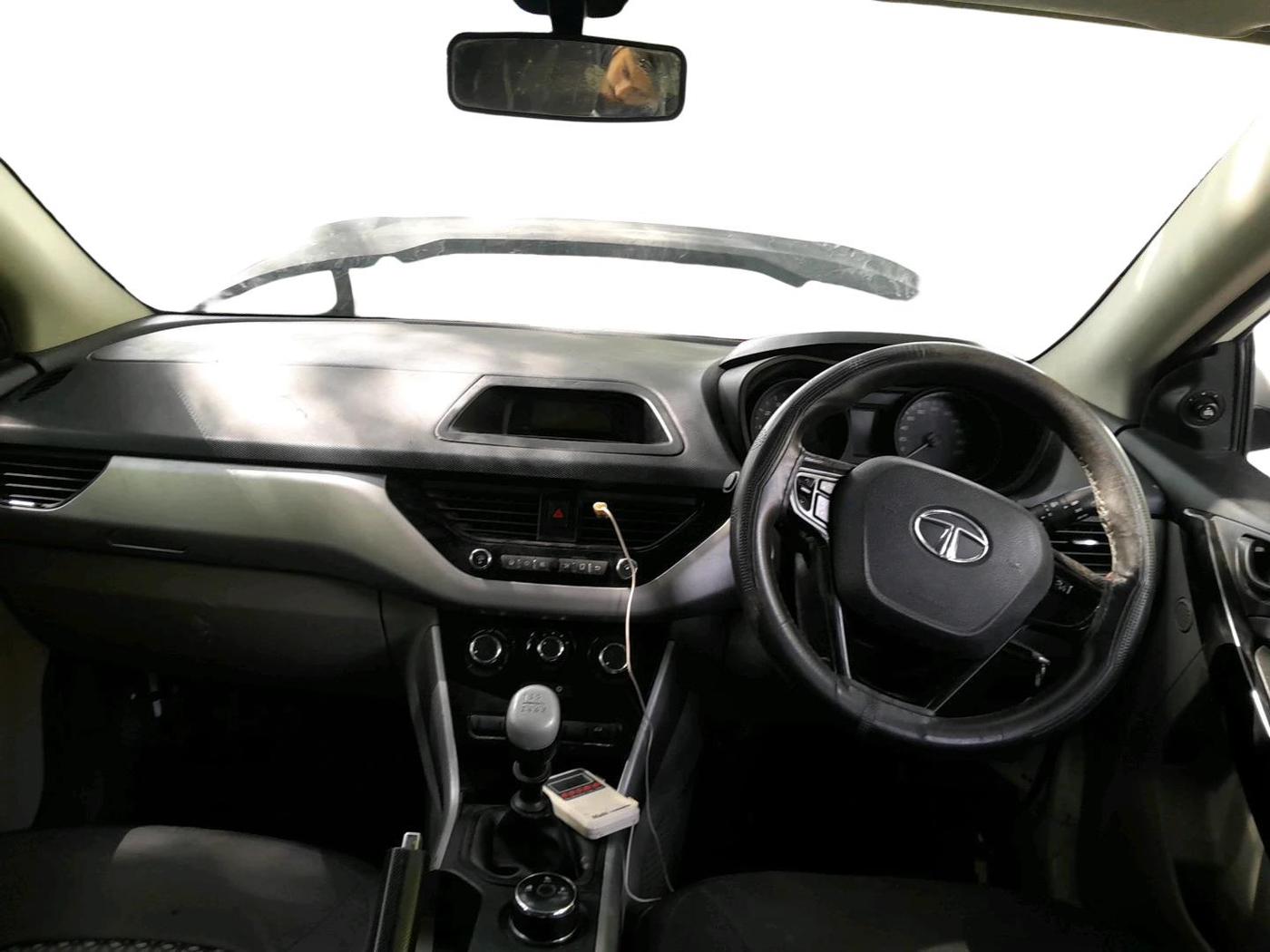 2018 Tata NEXON XM PETROL, Petrol, Manual, 70,195 km, interior