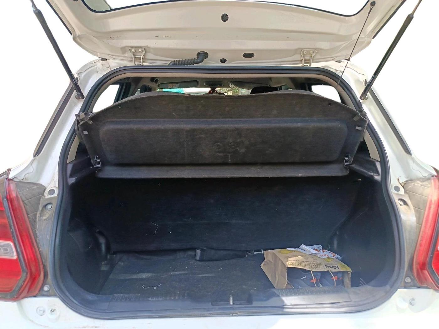 2022 Maruti Swift VXI, Petrol, Manual, 27,988 km, exterior