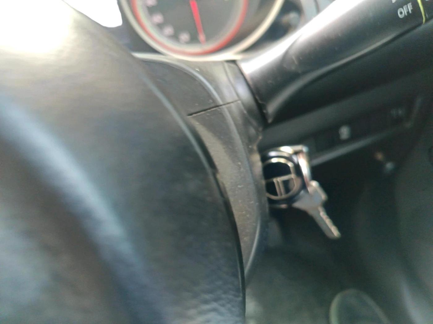 2022 Maruti Swift VXI, Petrol, Manual, 27,988 km, interior