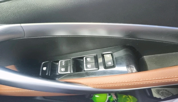 2020 MG HECTOR PLUS SHARP 1.5 PETROL TURBO HYBRID MT 6-STR, Petrol, Manual, 21,067 km, interior
