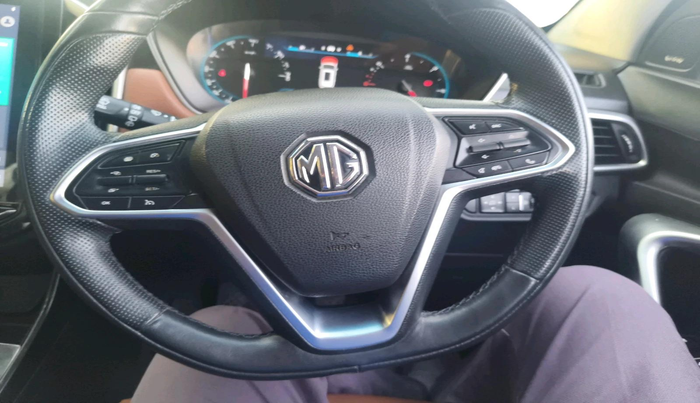2020 MG HECTOR PLUS SHARP 1.5 PETROL TURBO HYBRID MT 6-STR, Petrol, Manual, 21,067 km, interior