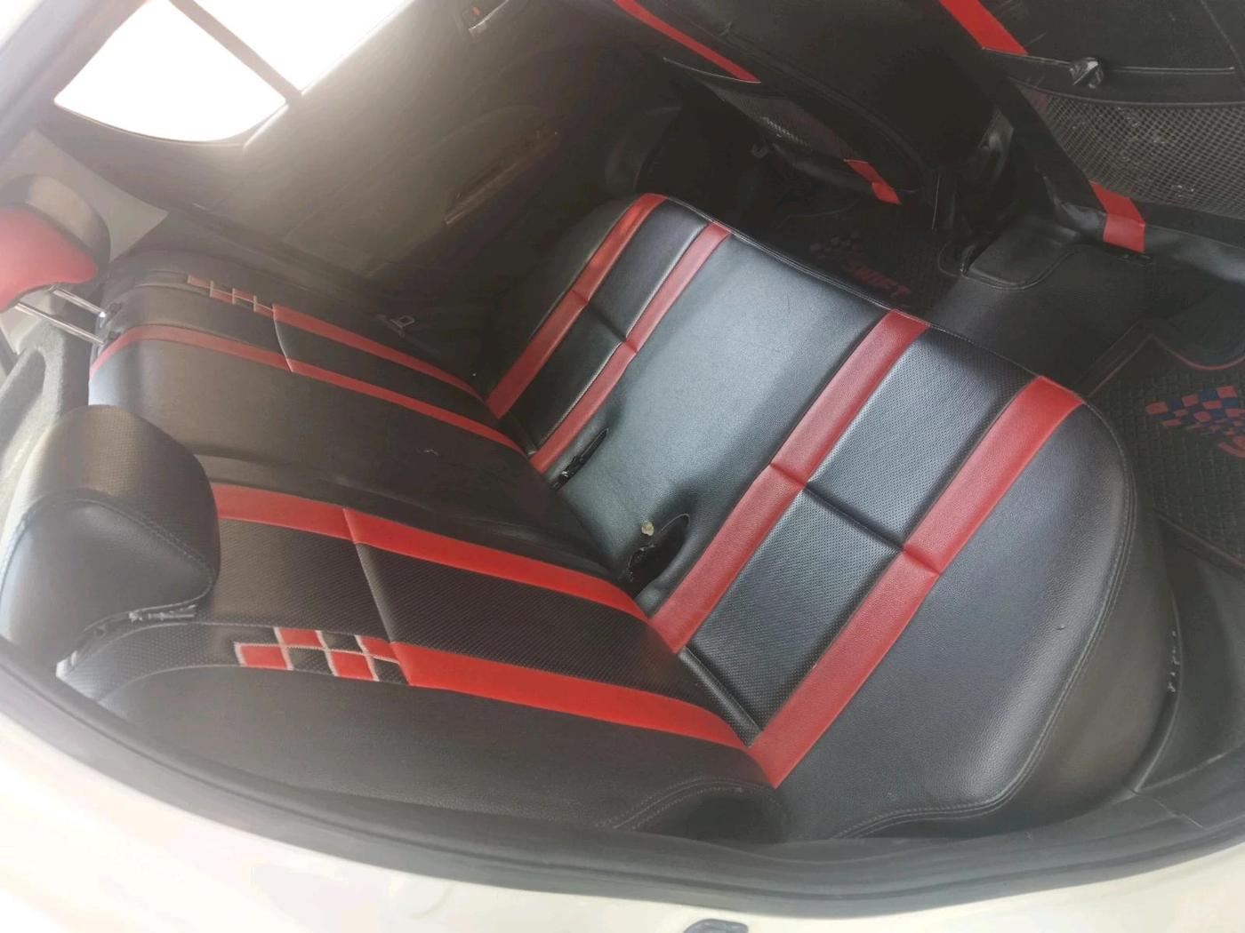 2015 Maruti Swift VXI, Petrol, Manual, 1,50,913 km, interior