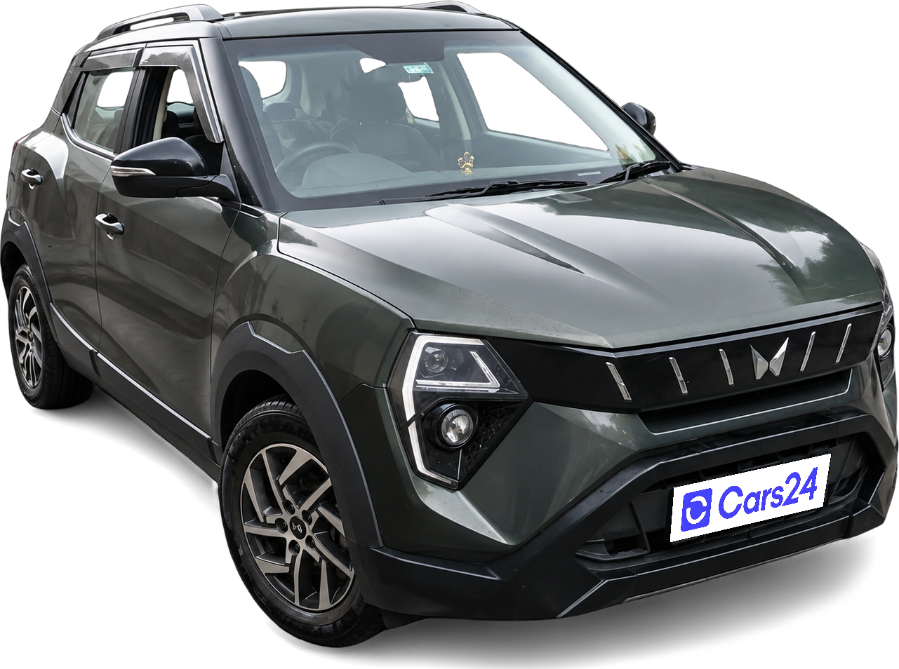2024 Mahindra XUV 3XO - SUV - Petrol - Manual - ₹9.53 lakh