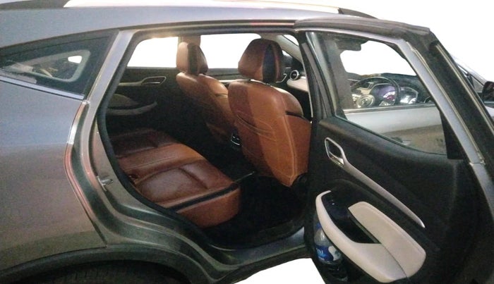 2022 MG ASTOR SUPER EX 1.5 MT, Petrol, Manual, 21,090 km, interior