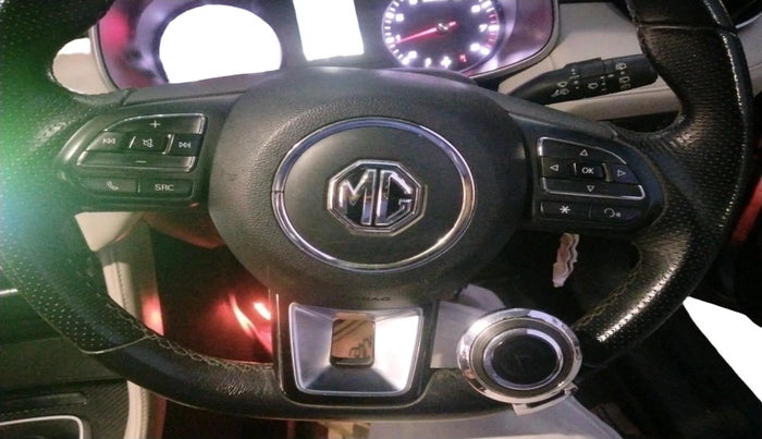 2022 MG ASTOR SUPER EX 1.5 MT, Petrol, Manual, 21,090 km, interior
