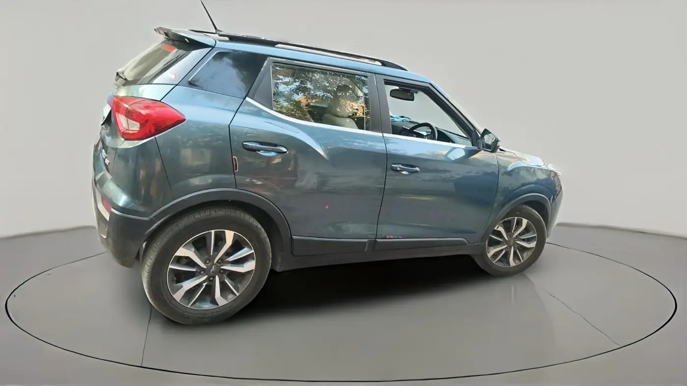 2021 Mahindra XUV300 W8 (O) 1.2 PETROL, Petrol, Manual, 60,857 km, exterior