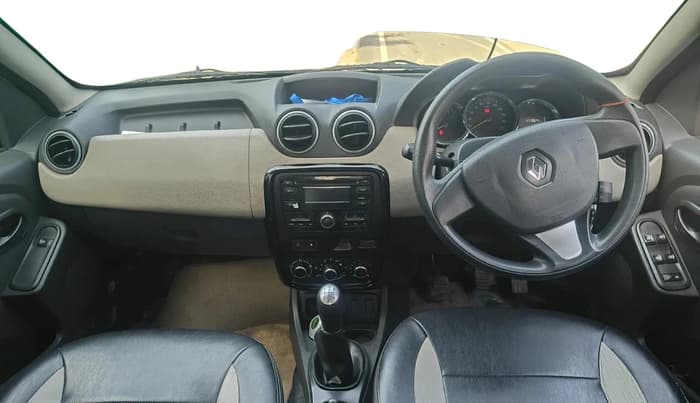 2015 Renault Duster 85 PS RXL DIESEL, Diesel, Manual, 55,964 km, interior