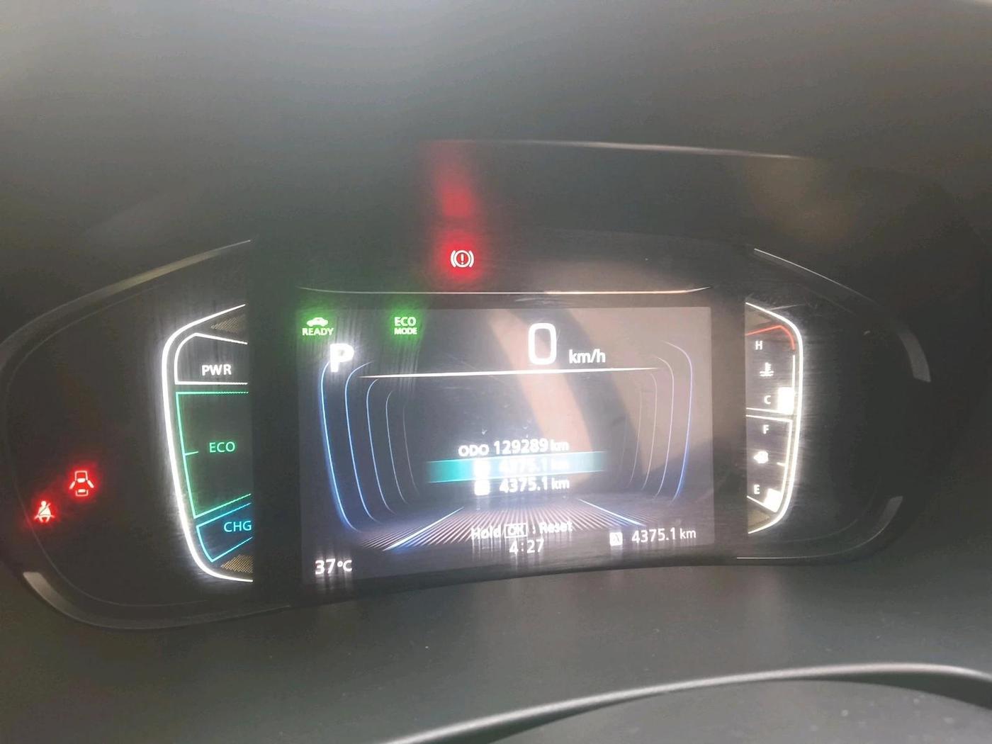 2022 Toyota URBAN CRUISER HYRYDER V HYBRID, Hybrid, Automatic, 1,29,289 km, interior