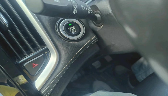 2019 MG HECTOR SHARP 2.0 DIESEL, Diesel, Manual, 1,15,100 km, interior