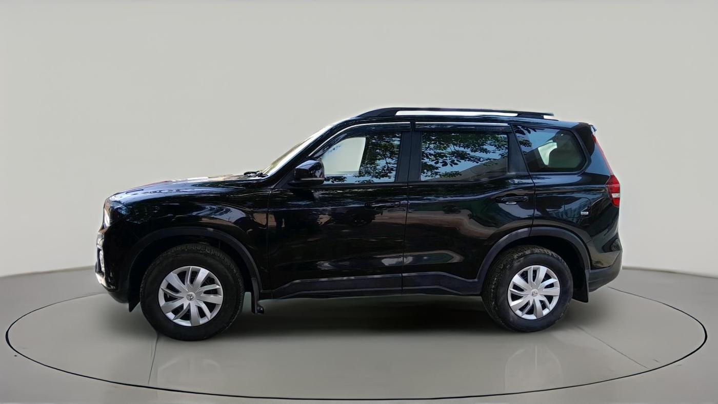 2025 Mahindra SCORPIO-N Z4 DIESEL MT 2WD 7 STR (E), Diesel, Manual, 73,490 km, exterior