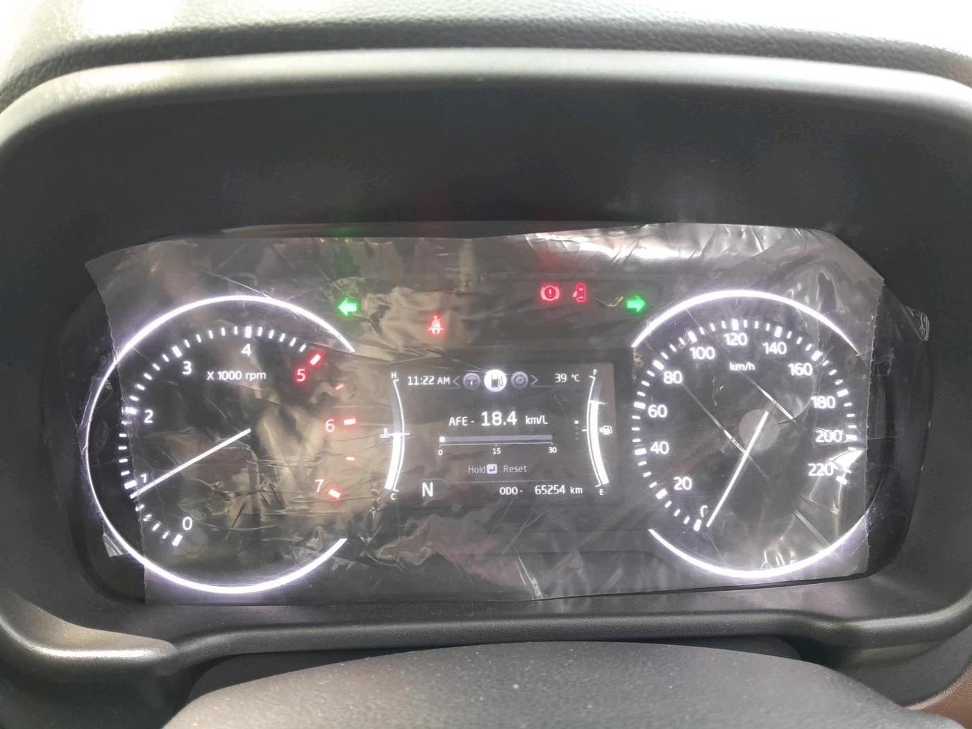 2025 Mahindra SCORPIO-N Z4 DIESEL MT 2WD 7 STR (E), Diesel, Manual, 73,490 km, interior