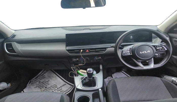 2024 KIA SELTOS  HTE 1.5 PETROL MT, Petrol, Manual, 31,152 km, interior