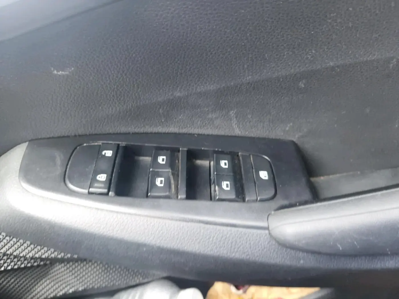 2024 KIA SELTOS  HTE 1.5 PETROL MT, Petrol, Manual, 31,152 km, interior