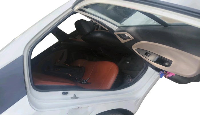 2015 Hyundai Elite i20 MAGNA 1.2, CNG, Manual, 1,01,632 km, interior