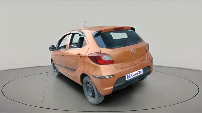 2016 Tata Tiago XT DIESEL, Diesel, Manual, 91,467 km, exterior