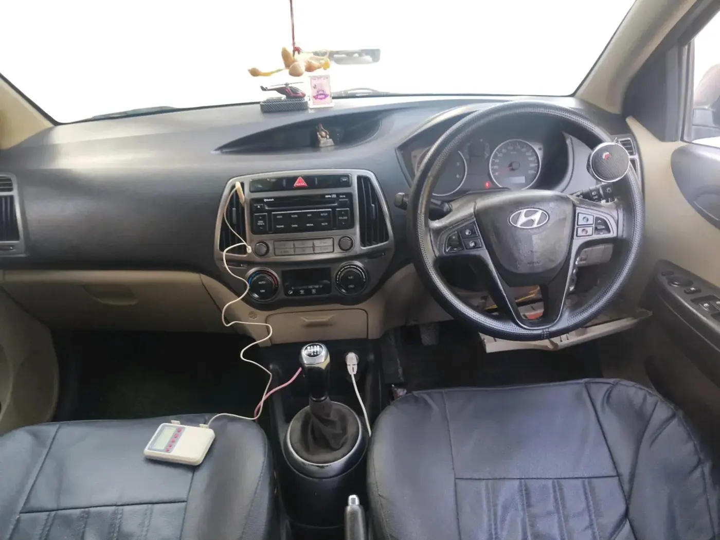 2013 Hyundai i20 SPORTZ 1.4 CRDI, Diesel, Manual, 1,31,407 km, interior