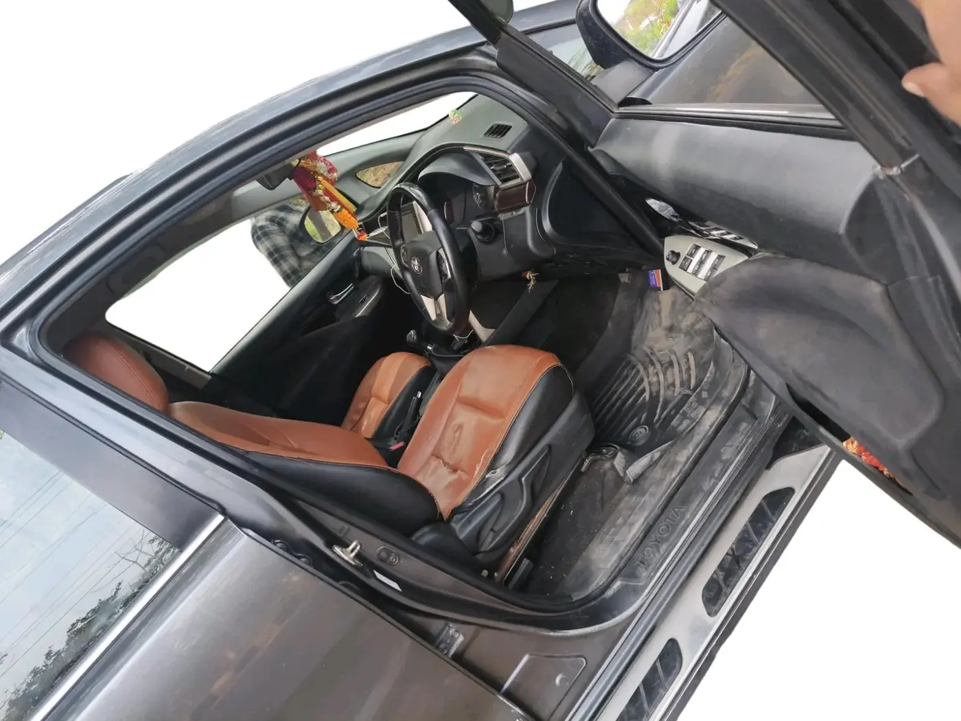 2018 Toyota Innova Crysta 2.4 VX 7 STR, Diesel, Manual, 1,13,376 km, interior