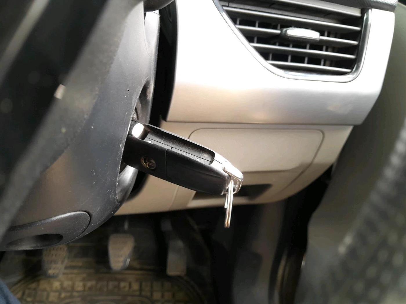 2019 Tata NEXON XM PETROL, Petrol, Manual, 77,497 km, interior