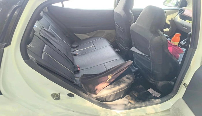 2020 Hyundai AURA S 1.2 CNG, CNG, Manual, 80,100 km, interior