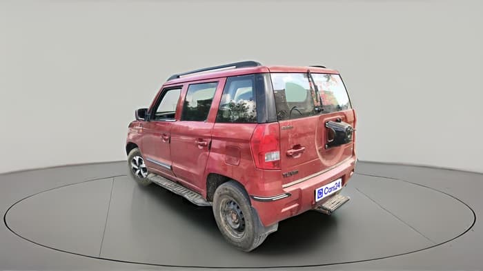 2016 Mahindra TUV300 T6, Diesel, Manual, 1,43,657 km, exterior