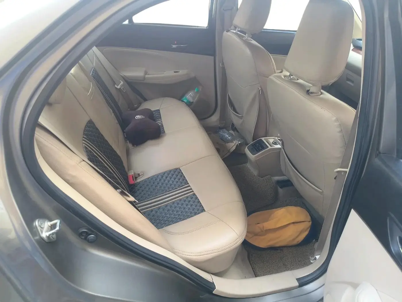 2018 Maruti Dzire VDI, Diesel, Manual, 1,02,472 km, interior
