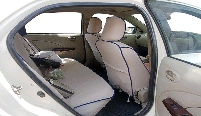 2014 Toyota Etios GD, Diesel, Manual, 1,04,991 km, interior