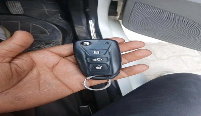 2019 Tata Tiago XZ DIESEL, Diesel, Manual, 65,866 km, interior