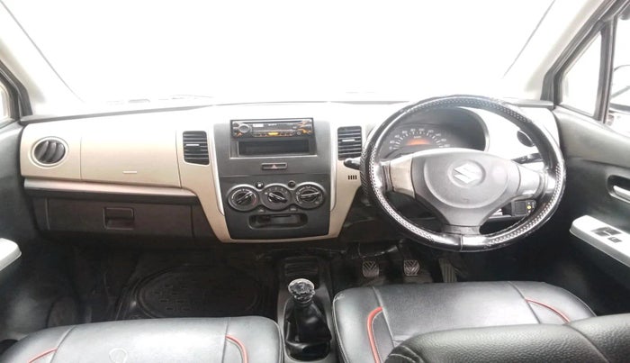 2017 Maruti Wagon R 1.0 LXI CNG, CNG, Manual, 1,41,008 km, interior