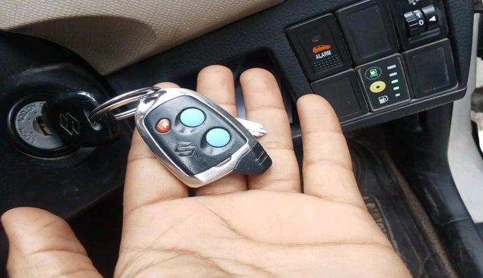 2017 Maruti Wagon R 1.0 LXI CNG, CNG, Manual, 1,41,008 km, interior