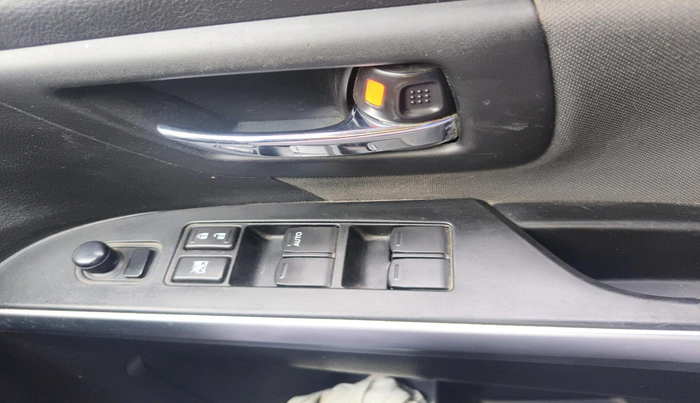 2018 Maruti S Cross ZETA 1.3, Diesel, Manual, 2,09,564 km, interior