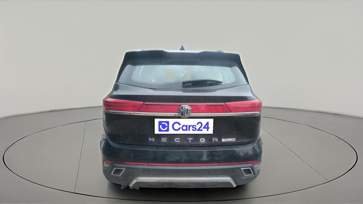 2024 MG HECTOR PLUS SHARP PRO 1.5 TURBO MT 7 STR, Petrol, Manual, 61,380 km, exterior