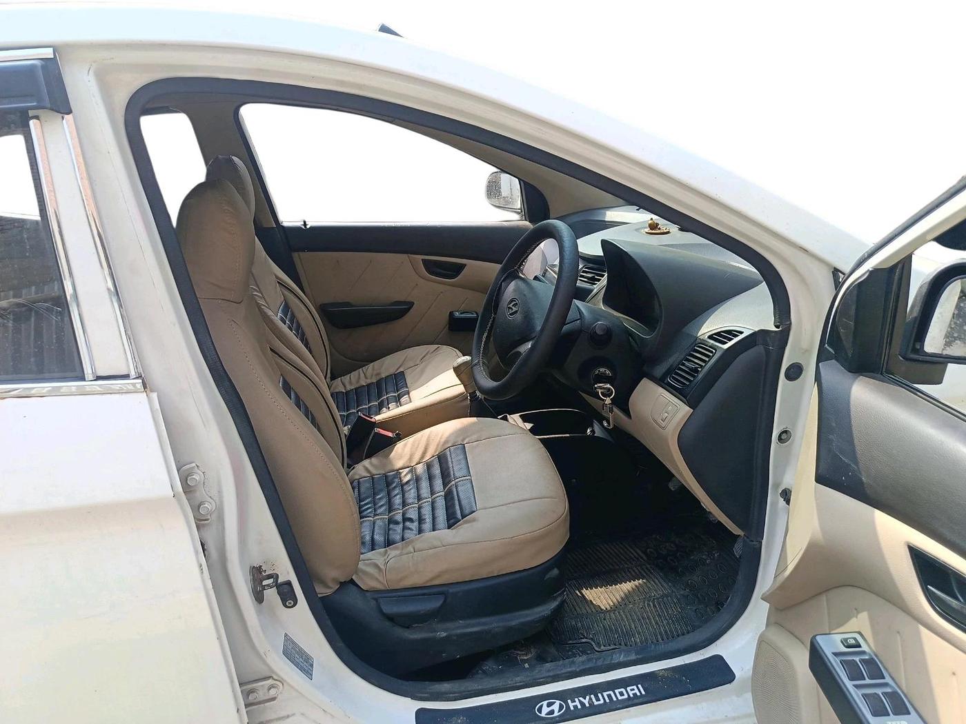 2013 Hyundai Eon D-LITE+, Petrol, Manual, 49,227 km, interior