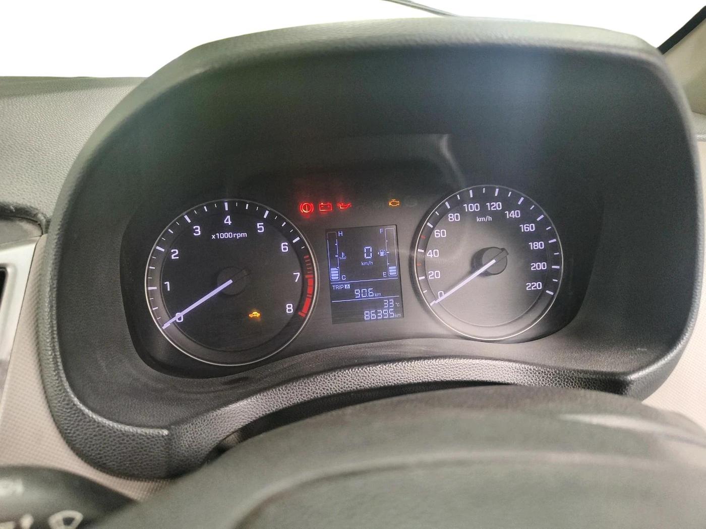 2016 Hyundai Creta SX PLUS 1.6 PETROL, Petrol, Manual, 86,395 km, interior