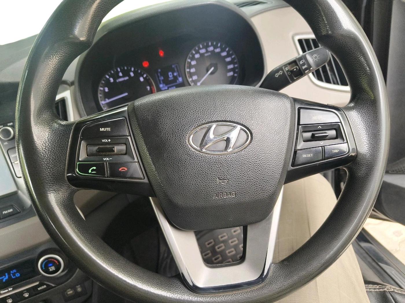 2016 Hyundai Creta SX PLUS 1.6 PETROL, Petrol, Manual, 86,395 km, interior