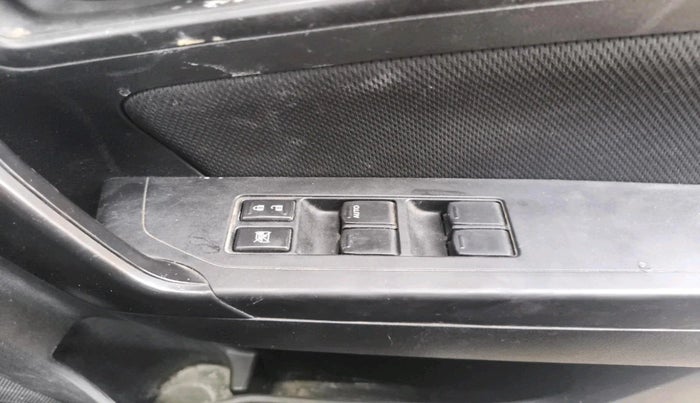 2020 Maruti Vitara Brezza VXI, Petrol, Manual, 47,297 km, interior