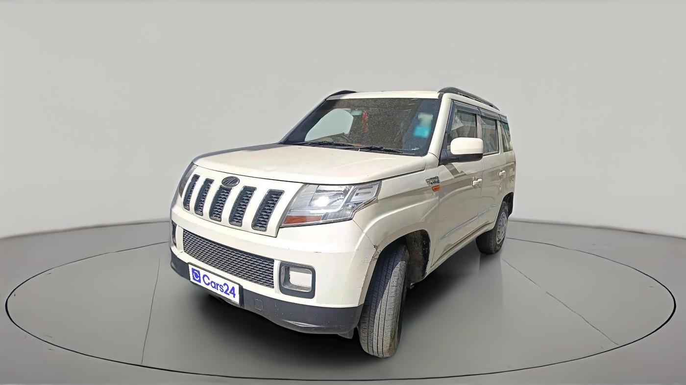 2016 Mahindra TUV300 T6 PLUS, Diesel, Manual, 72,235 km, exterior