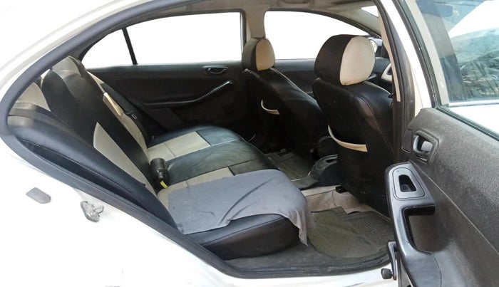 2016 Tata Zest XE 75PS DIESEL, Diesel, Manual, 45,708 km, interior