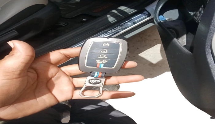 2022 KIA SELTOS HTK PLUS 1.5 IMT, Petrol, Manual, 36,815 km, interior