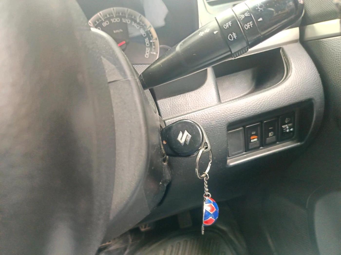2015 Maruti Swift VDI, Diesel, Manual, 55,630 km, interior