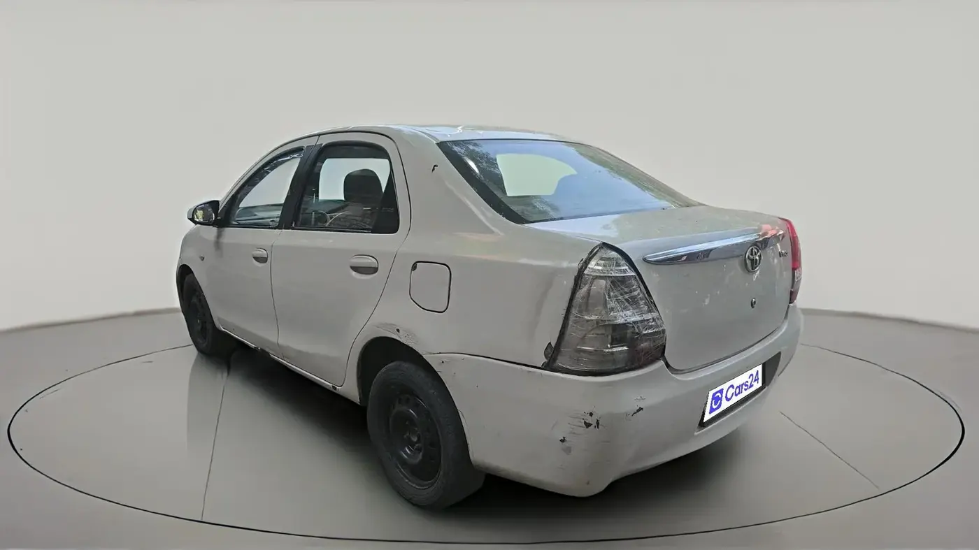 2015 Toyota Etios GD, Diesel, Manual, 2,13,919 km, exterior