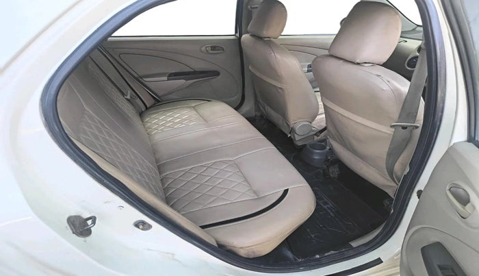 2015 Toyota Etios GD, Diesel, Manual, 2,13,919 km, interior